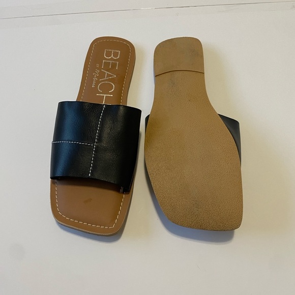 Beach by Matisse Black Slide Sandals - Picture 3 of 4